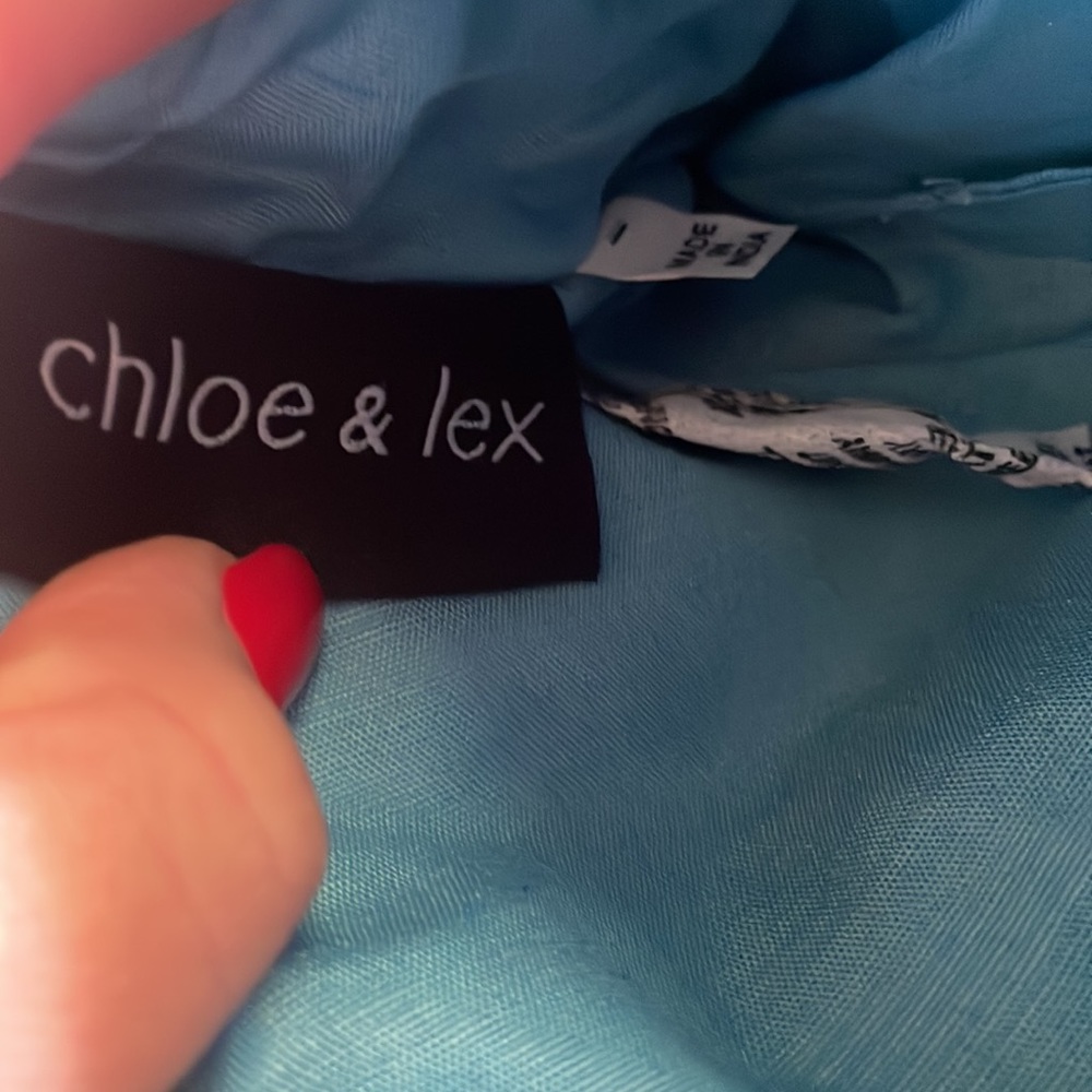 Chloe & Lex Scroll Wristlet - Picture 8 of 8